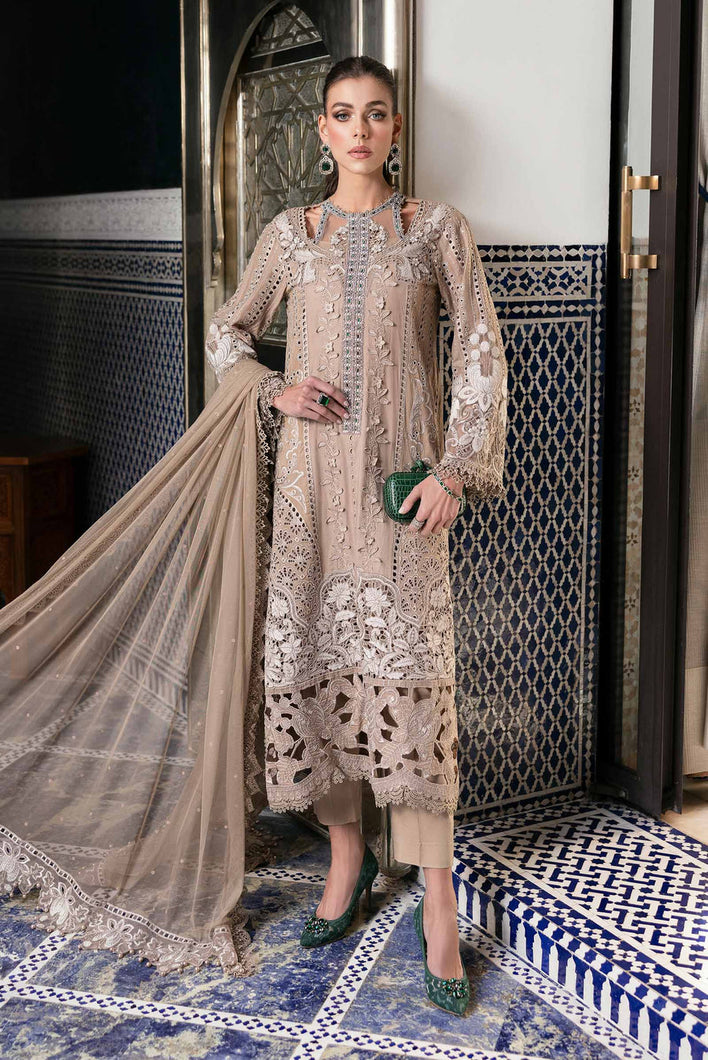 Shop the latest Luxury Lawn collection of Maria B Lawn 2025 Clothes Unstitched/ready 3 Piece Suits for Winter 2025 and also for Spring/Summer. Available for customisation at LebaasOnline. Maria B's latest lawn, digital print attire and MBROIDERED Pakistani Suits for Women in the UK, USA 