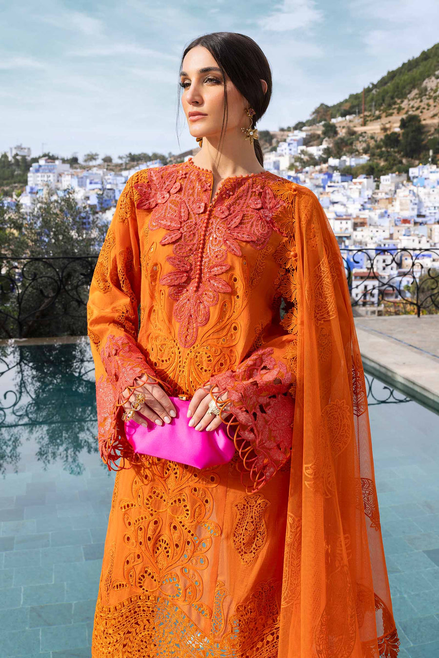 Shop the latest Luxury Lawn collection of Maria B Lawn 2025 Clothes Unstitched/ready 3 Piece Suits for Winter 2025 and also for Spring/Summer. Available for customisation at LebaasOnline. Maria B's latest lawn, digital print attire and MBROIDERED Pakistani Suits for Women in the UK, USA 