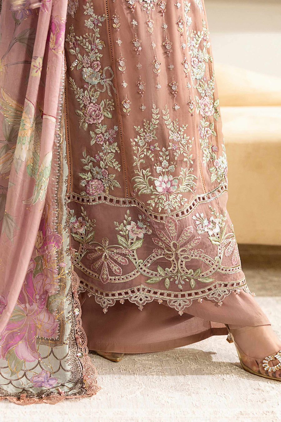 Buy Maria B Mbroidered Chiffon 2025 | MPC-25-105 Chiffon Pakistani designer dresses in UK from our website We have all Pakistani designer clothes of Maria b Chiffon 2025 Imrozia, Sobia Nazir Various Pakistani boutique dresses can be bought online from our website Lebaasonline in UK , USA, America