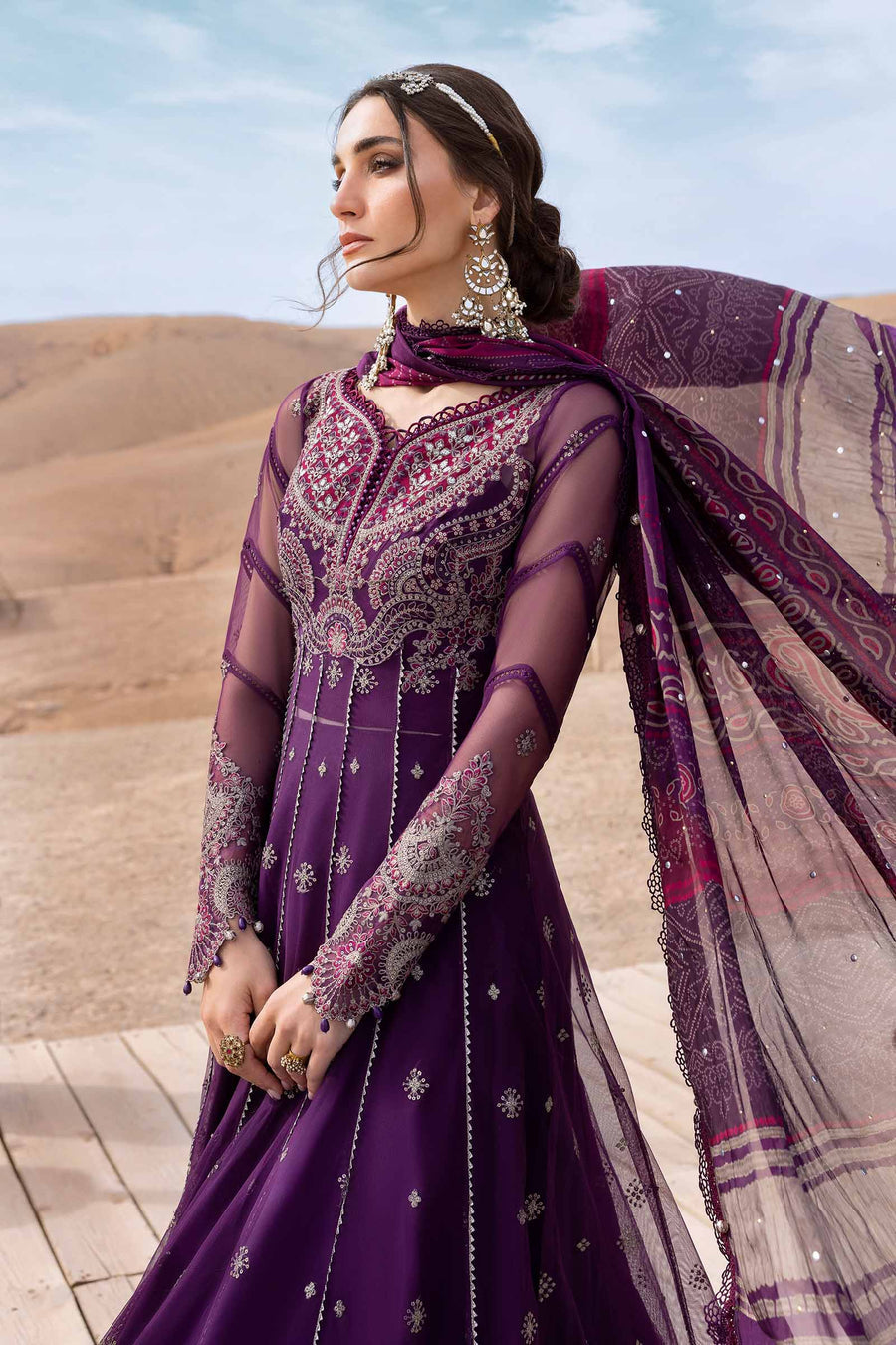 Shop the latest Luxury Lawn collection of Maria B Lawn 2025 Clothes Unstitched/ready 3 Piece Suits for Winter 2025 and also for Spring/Summer. Available for customisation at LebaasOnline. Maria B's latest lawn, digital print attire and MBROIDERED Pakistani Suits for Women in the UK, USA 