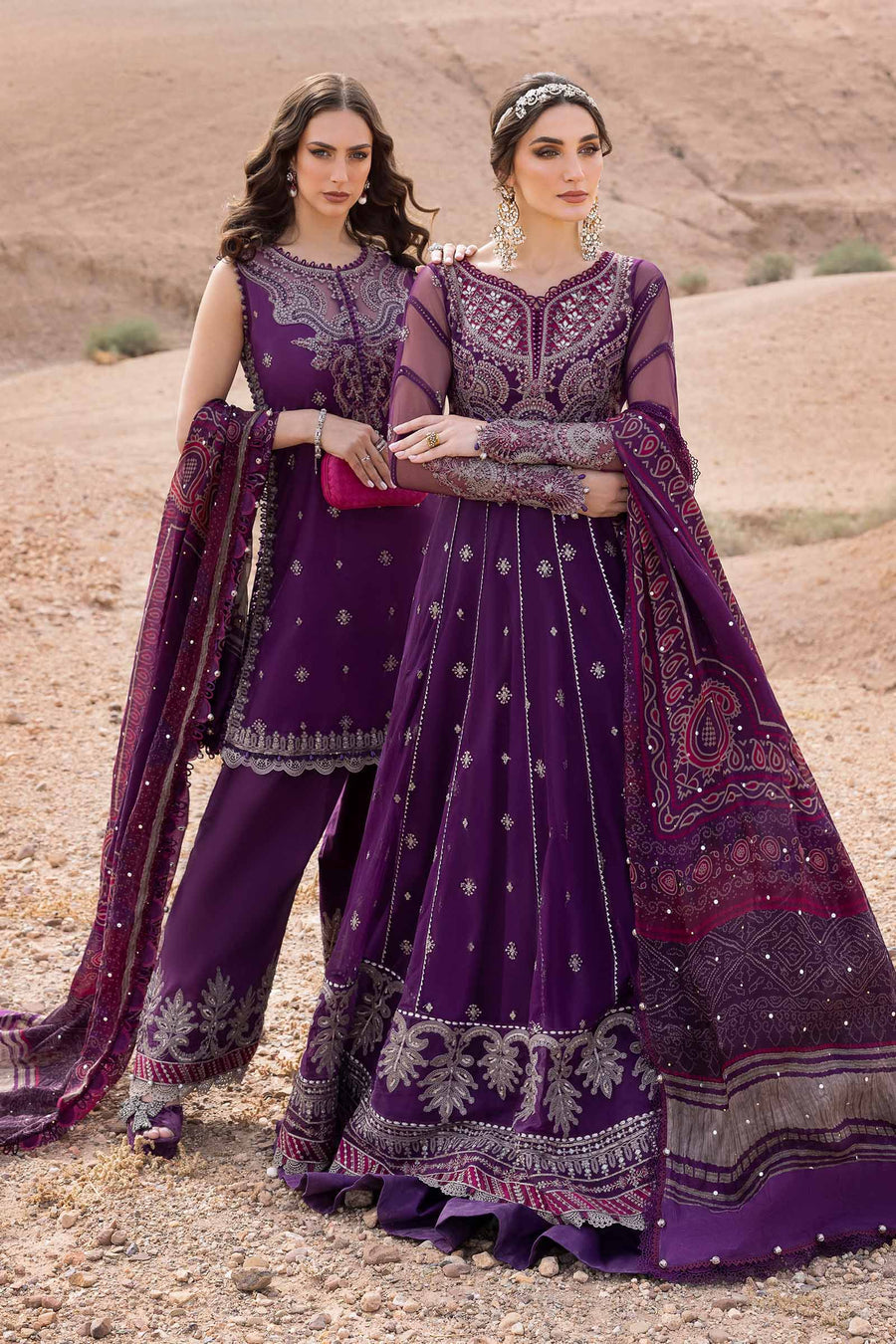 Shop the latest Luxury Lawn collection of Maria B Lawn 2025 Clothes Unstitched/ready 3 Piece Suits for Winter 2025 and also for Spring/Summer. Available for customisation at LebaasOnline. Maria B's latest lawn, digital print attire and MBROIDERED Pakistani Suits for Women in the UK, USA 