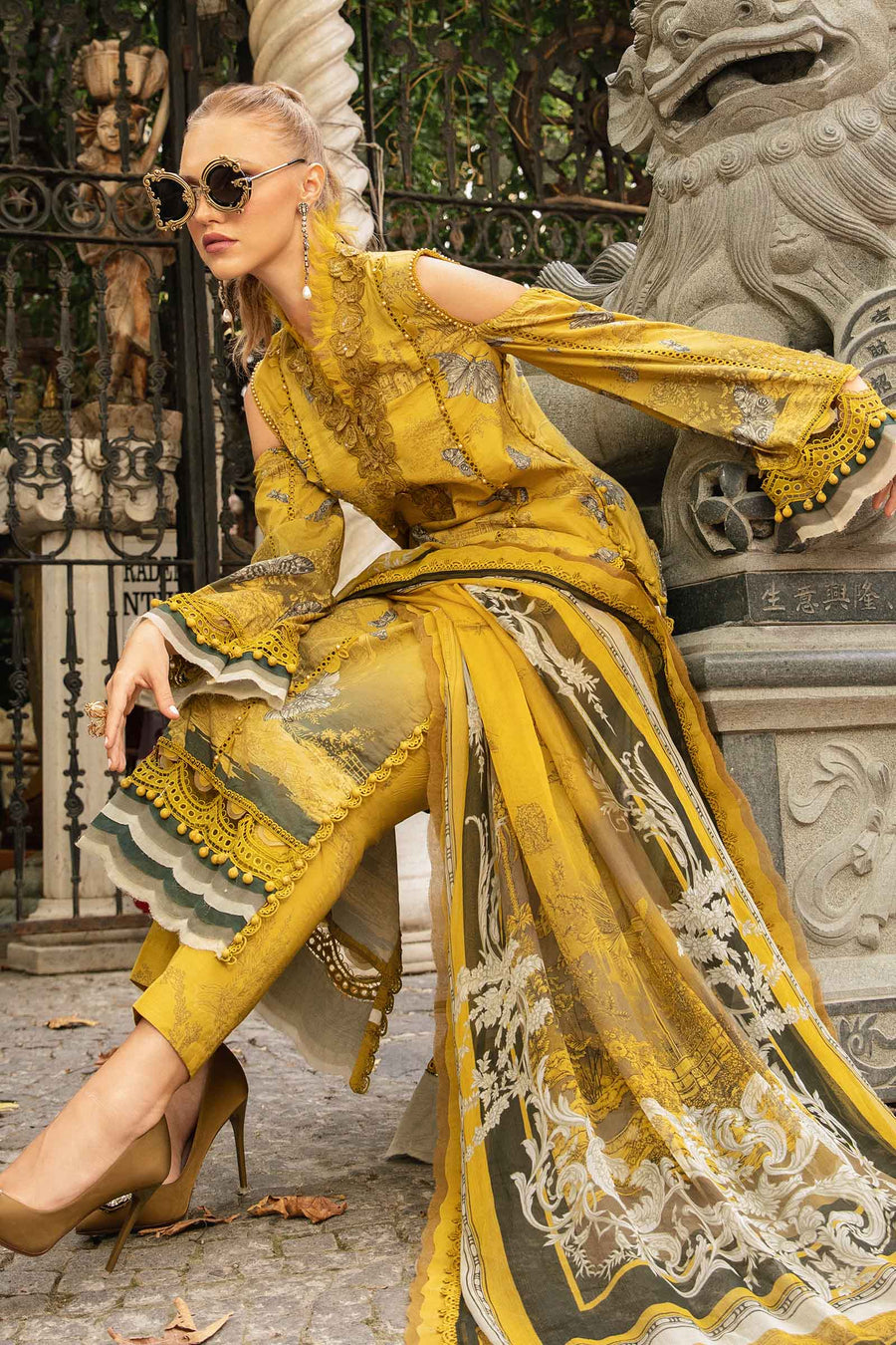 Mprints Fall Edit Maria B 2024 | 8B 100% Original Guaranteed! Shop MariaB Mprints, MARIA B Lawn Collection 24 USA from LebaasOnline.co.uk on SALE Price in UK, USA, Belgium Australia & London with Express shipping in UK. Explore the latest collection of Maria B Suits USA 2024 Pakistani Summer dresses at Lebaasonline today