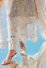 Load image into Gallery viewer, Shop the latest Luxury Lawn collection of Maria B Lawn Eid II 2025 Clothes Unstitched/ready 3 Piece Suits for Winter 2025 and also for Spring/Summer. Available for customisation at LebaasOnline. Maria B&#39;s latest lawn, digital print attire and MBROIDERED Pakistani Suits for Women in the UK, USA 