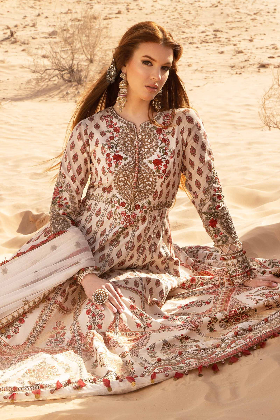 Shop the latest Luxury Lawn collection of Maria B Lawn 2024 Clothes Unstitched/ready 3 Piece Suits for Winter 2024 and also for Spring/Summer. Available for customisation at LebaasOnline. Maria B's latest lawn, digital print attire and MBROIDERED Pakistani Suits for Women in the UK, USA - Next Day Delivery! 
