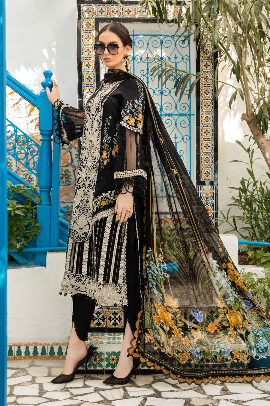 Shop the latest Luxury Lawn collection of Maria B Lawn 2024 Clothes Unstitched/ready 3 Piece Suits for Winter 2024 and also for Spring/Summer. Available for customisation at LebaasOnline. Maria B's latest lawn, digital print attire and MBROIDERED Pakistani Suits for Women in the UK, USA - Next Day Delivery! 