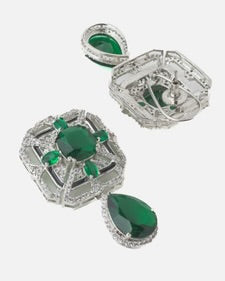 Emerald Élan Choker Set with Contemporary Earrings