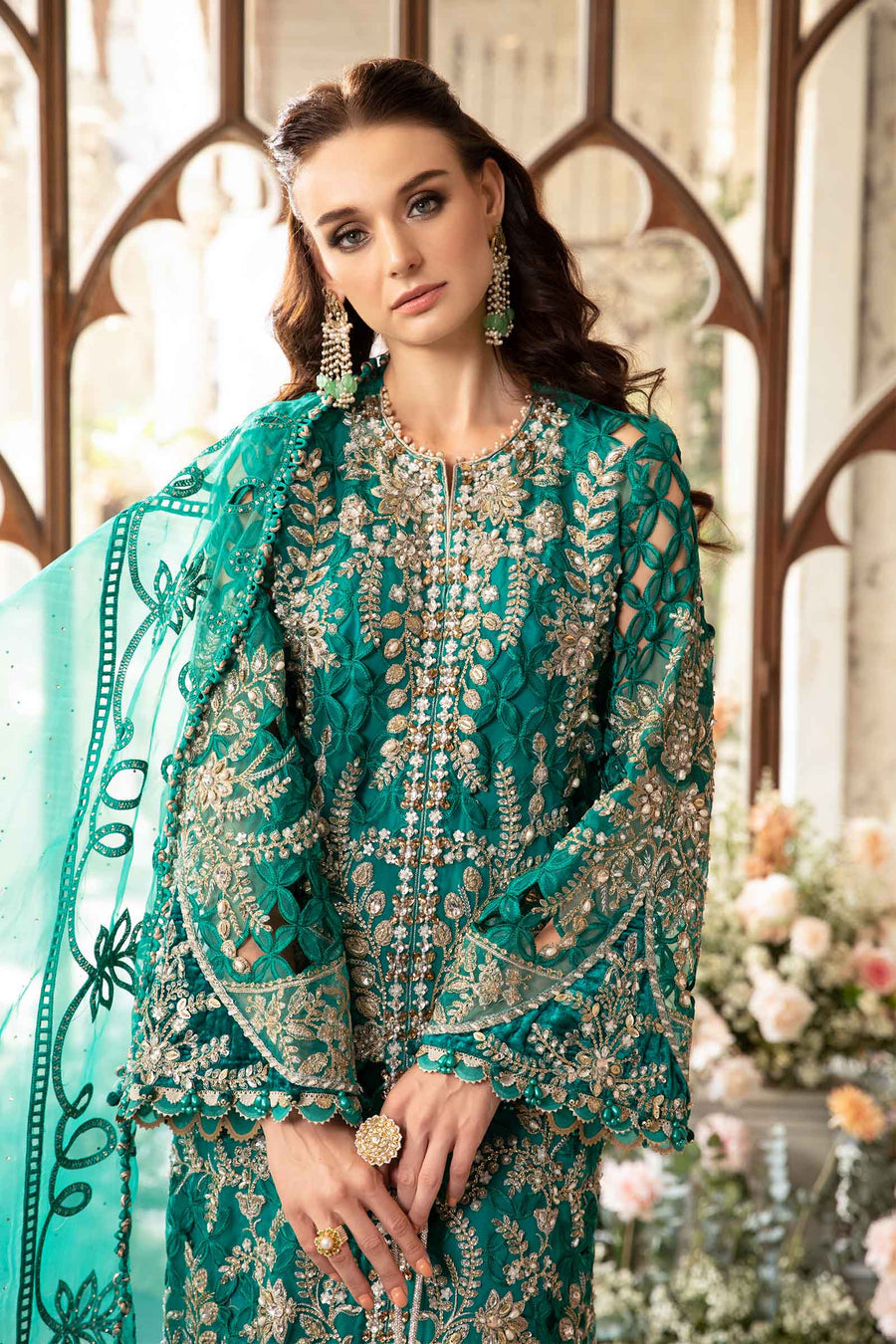 Buy Maria B Mbroidered Collection  Next day delivery to USA, shop Pakistani wedding designer dresses online USA from our website We have all Pakistani designer clothes of Maria b Various Pakistani Bridal Dresses online UK Pakistani boutique dresses can be bought online from our website Lebaasonline in UK America