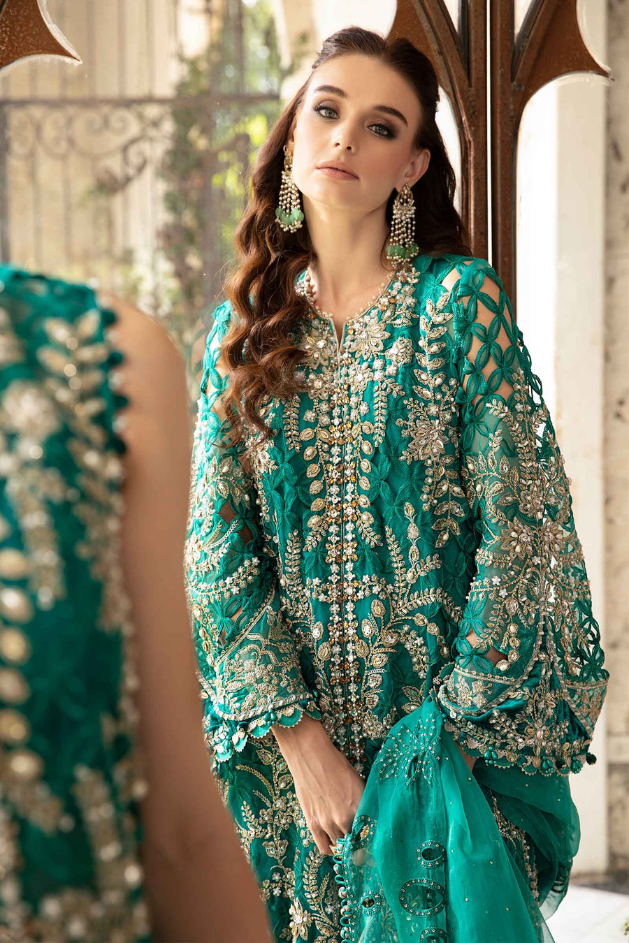 Buy Maria B Mbroidered Collection  Next day delivery to USA, shop Pakistani wedding designer dresses online USA from our website We have all Pakistani designer clothes of Maria b Various Pakistani Bridal Dresses online UK Pakistani boutique dresses can be bought online from our website Lebaasonline in UK America