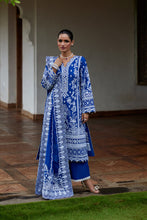 Load image into Gallery viewer, Buy Gulaal Luxury Lawn 2025 | Dress from Lebaasonline Pakistani Clothes Stockist in the UK @ best price- SALE Shop Gulaal Lawn 2025, Maria B Lawn 2025 Summer Suit, Pakistani Clothes Online UK for Wedding, Bridal Wear Indian &amp; Pakistani Summer Dresses by Gulaal in the UK &amp; USA at LebaasOnline