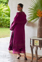 Load image into Gallery viewer, Buy Gulaal Luxury Lawn 2025 | Dress from Lebaasonline Pakistani Clothes Stockist in the UK @ best price- SALE Shop Gulaal Lawn 2025, Maria B Lawn 2025 Summer Suit, Pakistani Clothes Online UK for Wedding, Bridal Wear Indian &amp; Pakistani Summer Dresses by Gulaal in the UK &amp; USA at LebaasOnline