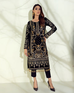 Gulaal Velvet Collection 2025  is exclusively available @lebaasonline. We have express shipping of Pakistani Wedding dresses 2025 of Maria B Lawn 2025, Gulaal lawn 2025. The Pakistani Suits UK is available in customized at doorstep in UK, USA, Germany, France, Belgium from lebaasonline in SALE price!
