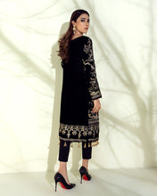 Load image into Gallery viewer, Gulaal Velvet Collection 2025  is exclusively available @lebaasonline. We have express shipping of Pakistani Wedding dresses 2025 of Maria B Lawn 2025, Gulaal lawn 2025. The Pakistani Suits UK is available in customized at doorstep in UK, USA, Germany, France, Belgium from lebaasonline in SALE price!