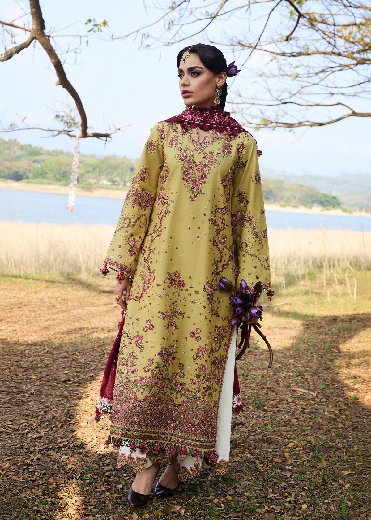 HUSSAIN REHAR Lawn dress is extremely trending for Winter luxury lawns. The PAKISTANI DRESSES ONLINE are available for this wedding season. Get the exclusive customized Hussain rehar Dresses unstitched and stitched PAKISTANI DRESSES IN UK from our PAKISTANI BOUTIQUE in UK, USA, Austria from Lebaasonline 