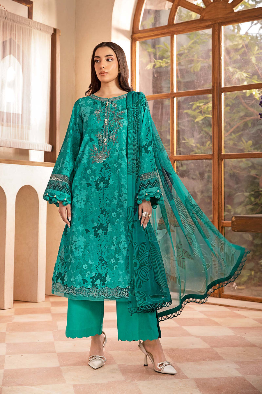 Shop the latest Mbasics Eid II collection of Maria B Eid 2025 Clothes Unstitched/ready 3 Piece Suits for Winter 2025 and also for Spring/Summer. Available for customisation at LebaasOnline. Maria B's latest lawn, digital print attire and MBROIDERED Pakistani Suits for Women in the UK, USA 