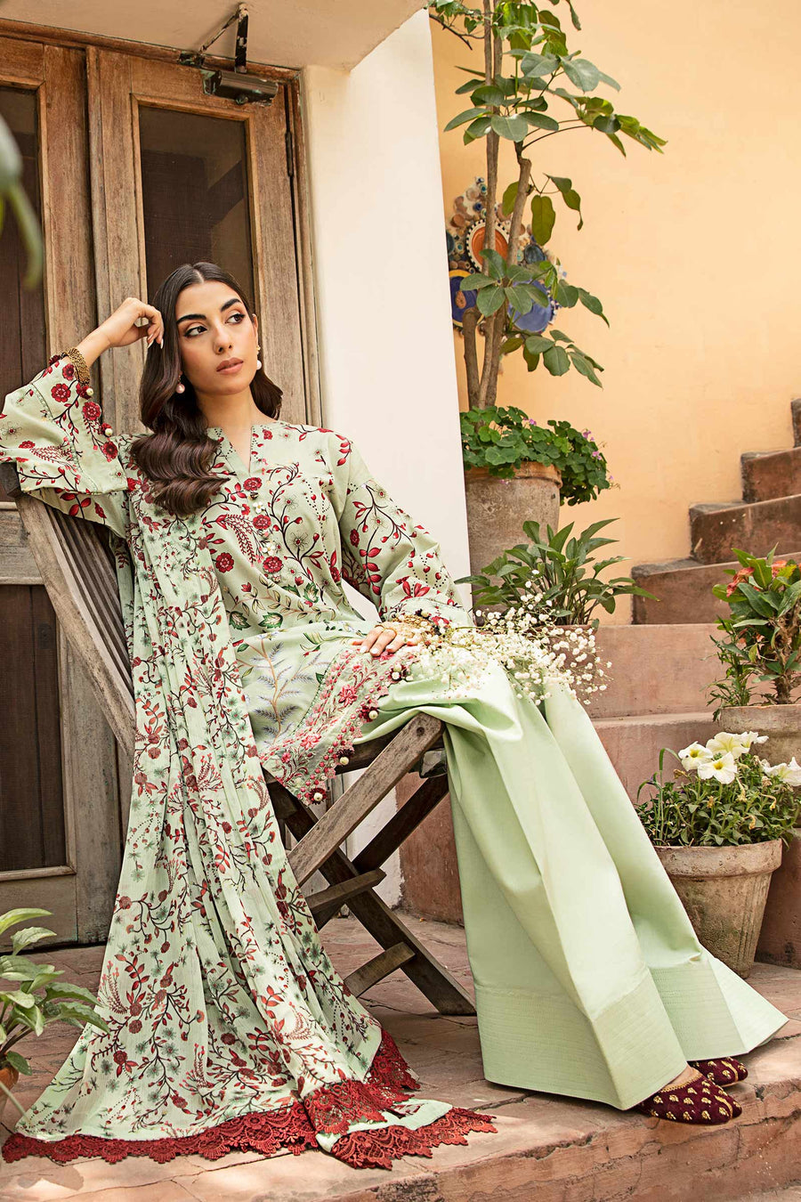 Shop the latest Mbasic Eid II collection of Maria B Eid 2025 Clothes Unstitched/ready 3 Piece Suits for Winter 2025 and also for Spring/Summer. Available for customisation at LebaasOnline. Maria B's latest lawn, digital print attire and MBROIDERED Pakistani Suits for Women in the UK, USA 