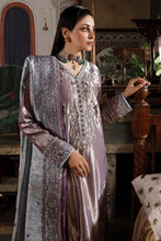 Load image into Gallery viewer, Buy MUSHQ | SUNEHRI ANMOL EDIT Online Pakistani Designer Stylish Dresses from Lebaasonline at best SALE price in UK USA &amp; New York. Explore the new collections of Pakistani Festival Dresses from Lebaasonline &amp; Immerse yourself in the rich culture and elegant styles with our Pakistani Designer Outfit UK !