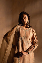 Load image into Gallery viewer, Buy MARYUM &amp; MARIA | DHAHAB &#39;25 - Lawn Collection 2025 from our website. We deal in all largest brands like Maria b, Shamrock Maryum N Maria Collection, Imrozia collection. This wedding season, flaunt yourself in beautiful Shamrock collection. Buy pakistani dresses in UK, USA, Manchester from Lebaasonline