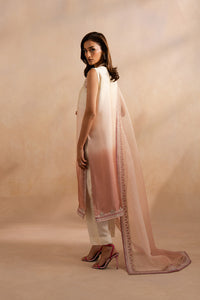 Buy MARYUM & MARIA | DHAHAB '25 - Lawn Collection 2025 from our website. We deal in all largest brands like Maria b, Shamrock Maryum N Maria Collection, Imrozia collection. This wedding season, flaunt yourself in beautiful Shamrock collection. Buy pakistani dresses in UK, USA, Manchester from Lebaasonline