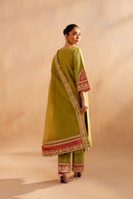 Load image into Gallery viewer, Buy MARYUM &amp; MARIA | DHAHAB &#39;25 - Lawn Collection 2025 from our website. We deal in all largest brands like Maria b, Shamrock Maryum N Maria Collection, Imrozia collection. This wedding season, flaunt yourself in beautiful Shamrock collection. Buy pakistani dresses in UK, USA, Manchester from Lebaasonline