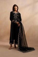 Load image into Gallery viewer, Buy MARYUM &amp; MARIA | DHAHAB &#39;25 - Lawn Collection 2025 from our website. We deal in all largest brands like Maria b, Shamrock Maryum N Maria Collection, Imrozia collection. This wedding season, flaunt yourself in beautiful Shamrock collection. Buy pakistani dresses in UK, USA, Manchester from Lebaasonline