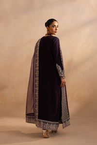 Buy MARYUM & MARIA | DHAHAB '25 - Lawn Collection 2025 from our website. We deal in all largest brands like Maria b, Shamrock Maryum N Maria Collection, Imrozia collection. This wedding season, flaunt yourself in beautiful Shamrock collection. Buy pakistani dresses in UK, USA, Manchester from Lebaasonline