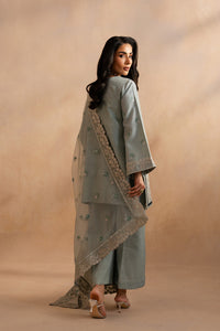 Buy MARYUM & MARIA | DHAHAB '25 - Lawn Collection 2025 from our website. We deal in all largest brands like Maria b, Shamrock Maryum N Maria Collection, Imrozia collection. This wedding season, flaunt yourself in beautiful Shamrock collection. Buy pakistani dresses in UK, USA, Manchester from Lebaasonline