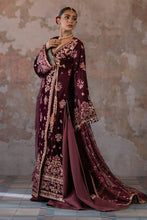Load image into Gallery viewer, Emaan Adeel | Saanjh Velvet Collection &#39;24 | Tanish