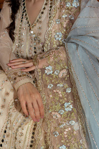 Buy MUSHQ | Qala - Kamdaani Collection '23 Online Pakistani Designer Stylish Dresses from Lebaasonline at best SALE price in UK USA & New York. Explore the new collections of Pakistani Festival Dresses from Lebaasonline & Immerse yourself in the rich culture and elegant styles with our Pakistani Designer Outfit UK !