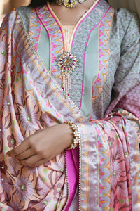 Buy MUSHQ | NIRVANA 2024-SILK EDIT Designer Dresses Is an exclusively available for online UK @lebaasonline. PAKISTANI WEDDING DRESSES ONLINE UK can be customized at Pakistani designer boutique in USA, UK, France, Dubai, Saudi, London. Get Pakistani & Indian velvet BRIDAL DRESSES ONLINE USA at Lebaasonline.