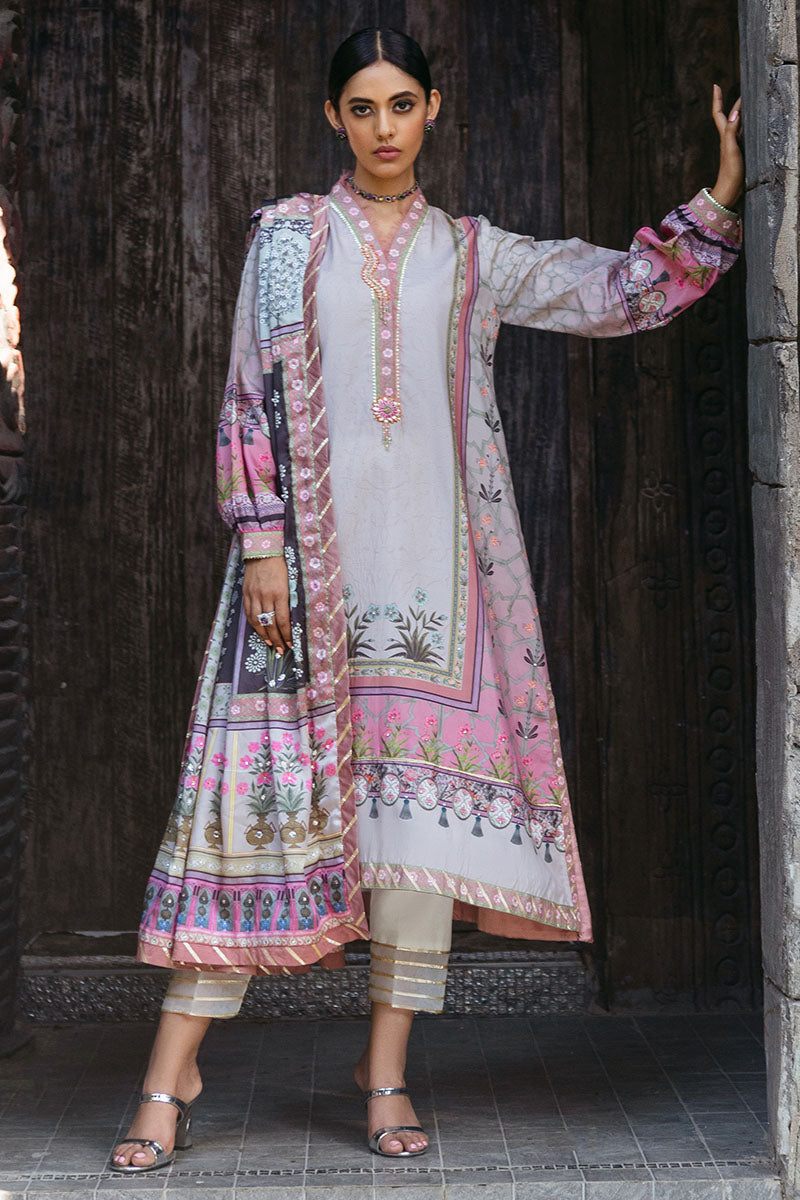 Buy MUSHQ | NIRVANA 2024-SILK EDIT Designer Dresses Is an exclusively available for online UK @lebaasonline. PAKISTANI WEDDING DRESSES ONLINE UK can be customized at Pakistani designer boutique in USA, UK, France, Dubai, Saudi, London. Get Pakistani & Indian velvet BRIDAL DRESSES ONLINE USA at Lebaasonline.