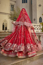 Load image into Gallery viewer, Buy Soraya PK | Lumene Festive Edit&#39;25 WEDDING COLLECTION 2025 from our website. We have various PAKISTANI DRESSES ONLINE IN UK, Soraya PK. Get your unstitched or customized PAKISATNI DRESSES IN UK, USA, FRACE , QATAR, DUBAI from Lebaasonline @SALE