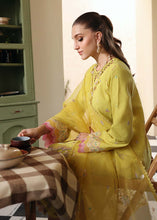 Load image into Gallery viewer, KANWAL MALIK | RAHA | Lucia