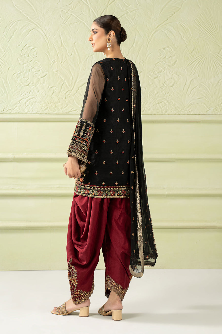 Maria.B | Shehnai Luxury Formal Winter Edit '25 available at Lebaasonline. The largest stockiest of M.prints Dresses in the UK. Shop Maria B Clothes Pakistani wedding. Maria B Chiffons, Mprints, Maria B Sateen Embroidered on discounted price in UK USA Manchester London Australia Belgium UAE France Germany Birmingham on Sale.