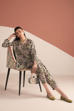 Load image into Gallery viewer, Buy Zaha by KHADIJAH SHAH Poplin Fall'25 Collection 2025 Online at Great Price! Available For Next Day Delivery in UK, France &amp; Germany. Zaha dresses created by Khadija Shah from Pakistan &amp; for SALE in the UK, USA, Manchester &amp; London. Book now ready to wear &amp; unstitched