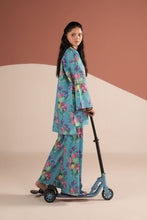 Load image into Gallery viewer, Buy Zaha by KHADIJAH SHAH Poplin Fall'25 Collection 2025 Online at Great Price! Available For Next Day Delivery in UK, France &amp; Germany. Zaha dresses created by Khadija Shah from Pakistan &amp; for SALE in the UK, USA, Manchester &amp; London. Book now ready to wear &amp; unstitched