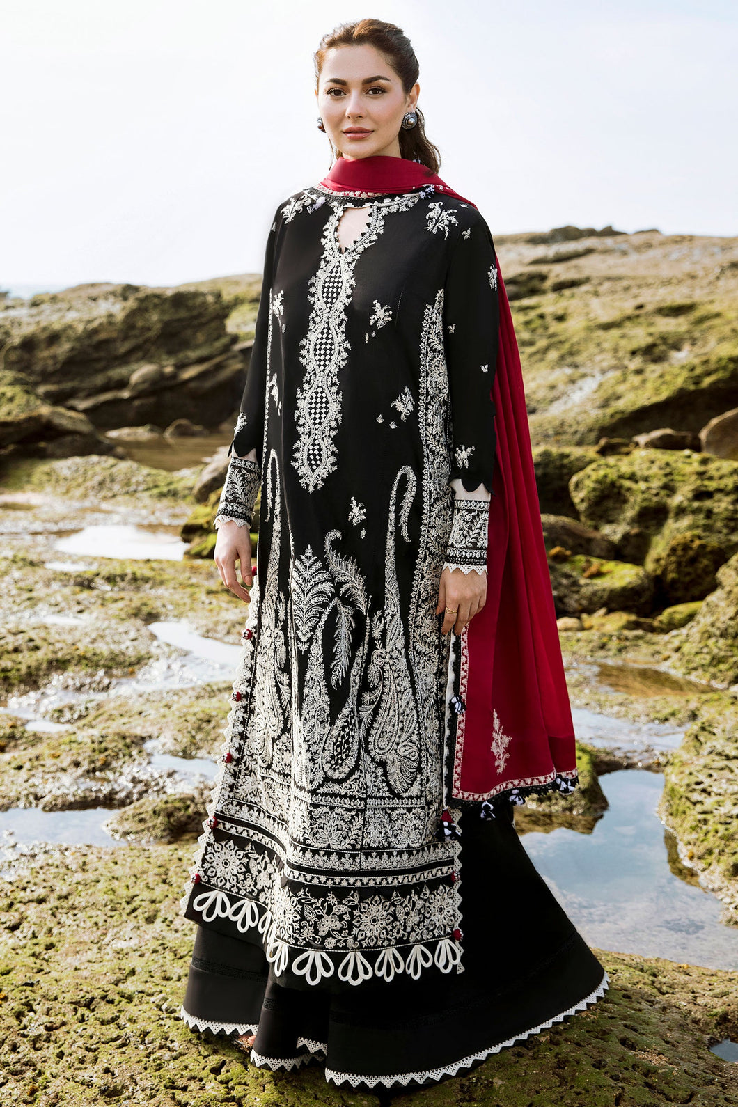ZAHA LAWN '23 Designer Dress for this time wedding season. Various Bridal dresses online USA is available @lebaasonline. Pakistani wedding dresses online UK can be customized with us for evening/party wear. Maria B, Asim Jofa various wedding outfits can be bought in Austria, UK, USA
