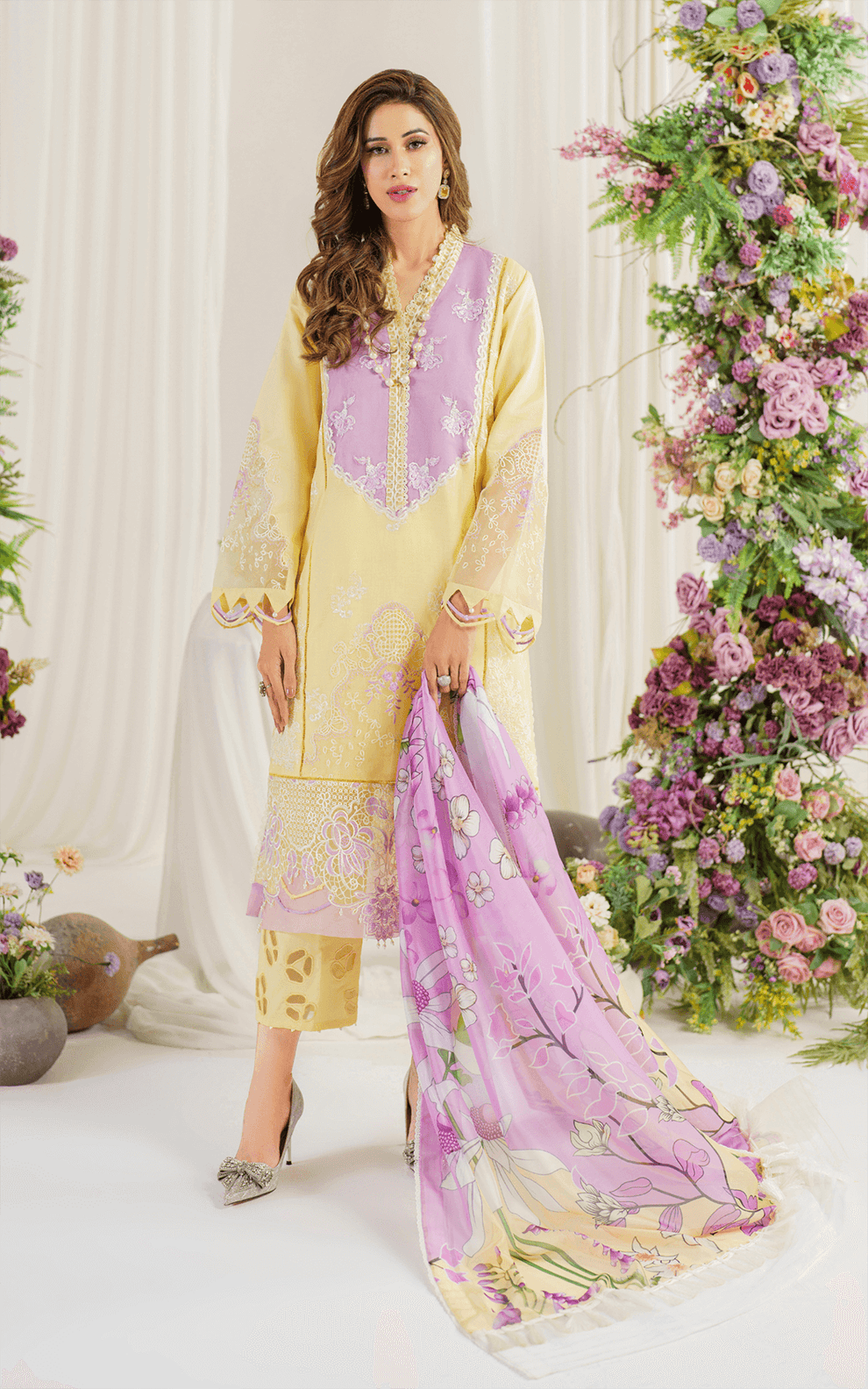 Buy ASIFA & NABEEL | Pretty in Pink Limited Edition LAWN INDIAN PAKISTANI DESIGNER DRESSES & READY TO WEAR PAKISTANI CLOTHES. Buy ASIFA & NABEEL Collection of Summer Lawn, Original Pakistani Designer Clothing, Unstitched & Stitched suits for women. Next Day Delivery in the UK. Express shipping to USA, France, Germany & Australia.