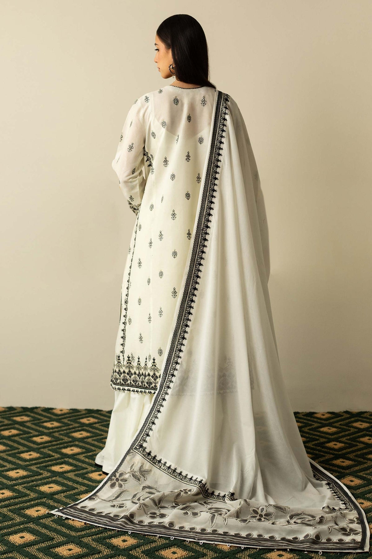 Buy Zara Shahjahan Lawn II - '23 Pakistani Embroidered Clothes For Women at Our Online Designer Boutique UK, Indian & Pakistani Wedding dresses online UK, Asian Clothes UK Jazmin Suits USA, Baroque Chiffon Collection 2023 & Eid Collection Outfits in USA on express shipping available @ Lebaasonline.