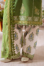 Load image into Gallery viewer, Saira Rizwan OUTLET CLEARANCE UP TO 90% OFF!!! DESIGNER BRAND BIG SANA SAFINAZ, ASIM JOFA, MARYUM N MARIA HUGE DISCOUNT!! WEB-STORE CLEARANCE, SALE 2025 GIVEAWAYS , BOXING DAY SALE, NEW YEARS SALE 2025!! CHRISTMAS SALE, END OF YEAR SALE, LEBAASONLINE 