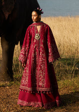 Load image into Gallery viewer, HUSSAIN REHAR Lawn dress is extremely trending for Winter luxury lawns. The PAKISTANI DRESSES ONLINE are available for this wedding season. Get the exclusive customized Hussain rehar Dresses unstitched and stitched PAKISTANI DRESSES IN UK from our PAKISTANI BOUTIQUE in UK, USA, Austria from Lebaasonline 