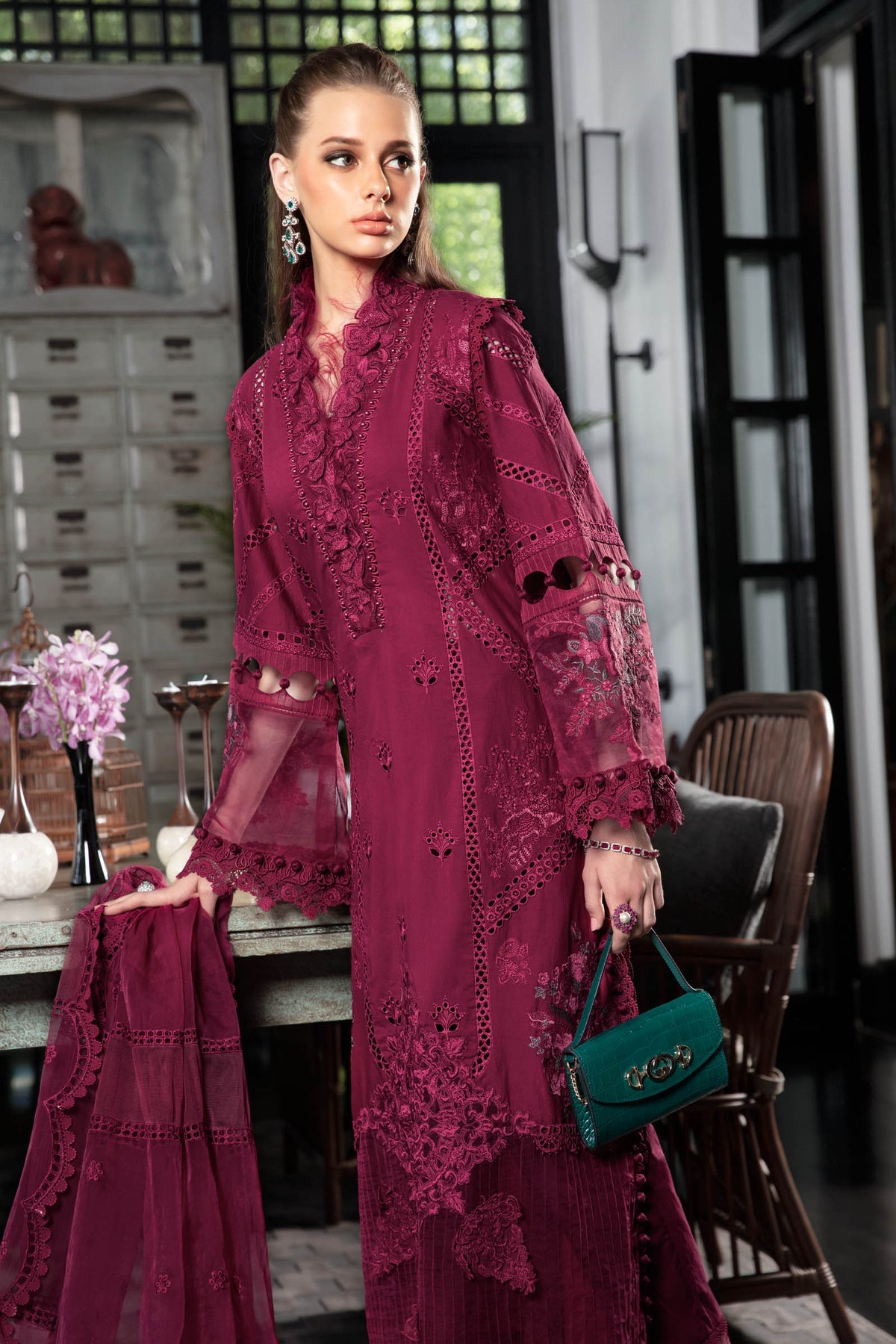 MARIA B | LUXURY LAWN 2023 | EL-23-09-Magenta - LebaasOnline 