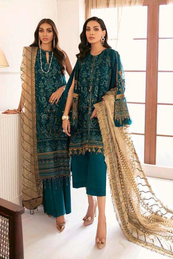 Buy Baroque | Embroidered Chiffon 3 Piece Suit SPARKLING NIGHT1 - Collection 2025 Online at Great Price! Available For UK, France & Germany. Baroque dresse from Pakistan & for SALE in the UK, USA, Manchester & London. Book now ready to wear & unstitched. Shop Wedding, festive, summer or winter branded outfits from Lebaasonline 