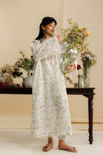 Load image into Gallery viewer, Buy Zaha by KHADIJAH SHAH  Collection 2025 Online at Great Price! Available For Next Day Delivery in UK, France &amp; Germany. Zaha dresses created by Khadija Shah from Pakistan &amp; for SALE in the UK, USA, Manchester &amp; London. Book now ready to wear &amp; unstitched