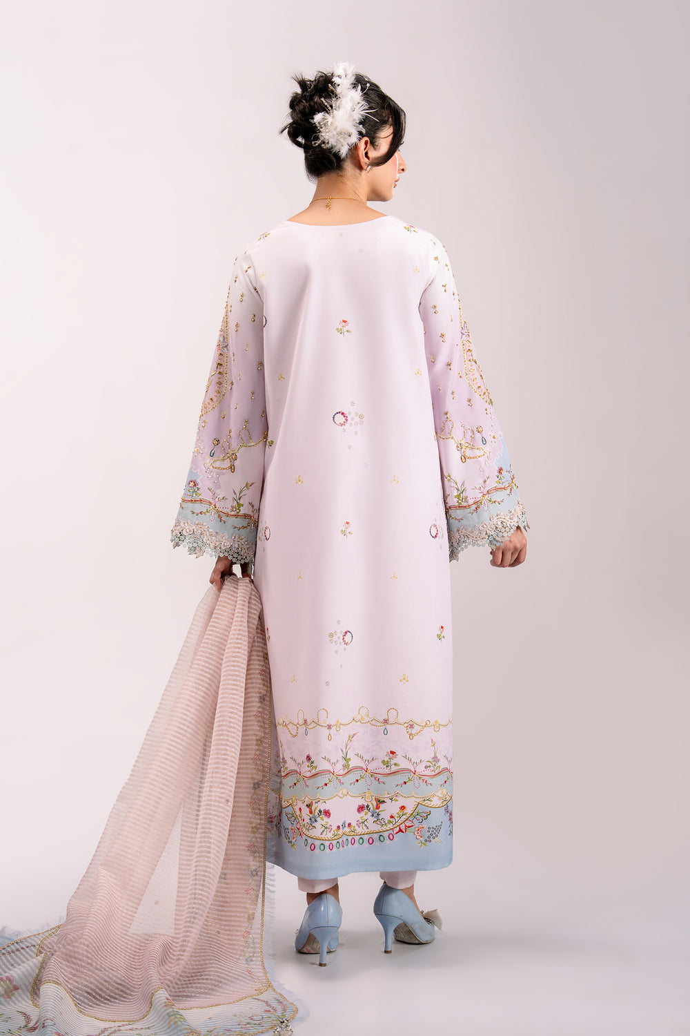 Buy Qalamkar Luxury Silk '26 Dress This winter wedding can be beautifully flaunted with our Qalamkar Collection. We have other Pakistani dress IN USA of Maria B Sana Safinaz PAKISTANI BRIDAL DRESS We can deliver unstitched/customized dresses like PAKISTANI BOUTIQUE DRESSES in UK USA from Lebaasonline