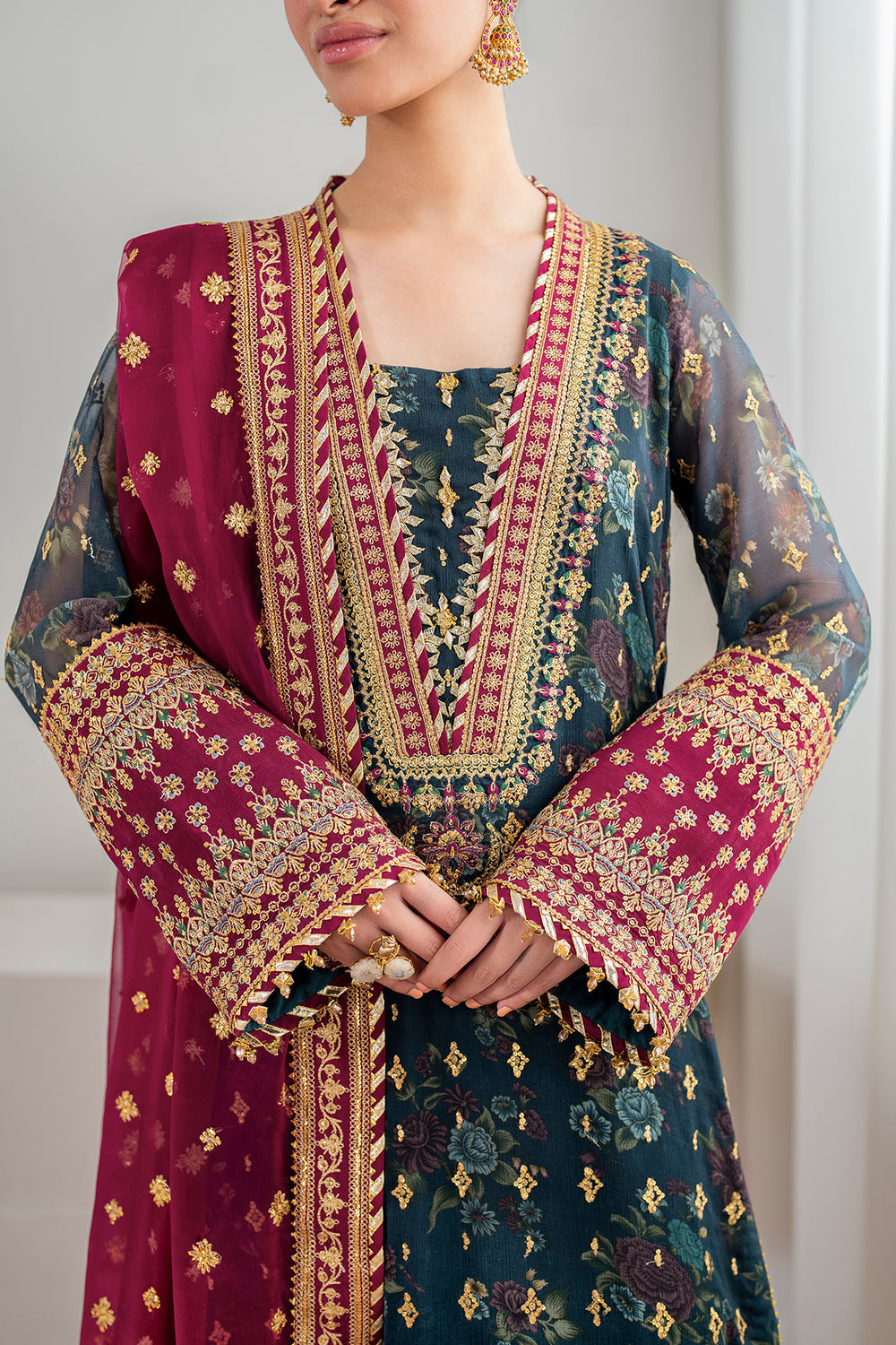 Buy Baroque | EMBROIDERED CHIFFON SF-689 Online at Great Price! Available For UK, France & Germany. Baroque dresse from Pakistan & for SALE in the UK, USA, Manchester & London. Book now ready to wear & unstitched. Shop Wedding, festive, summer or winter branded outfits from Lebaasonline 