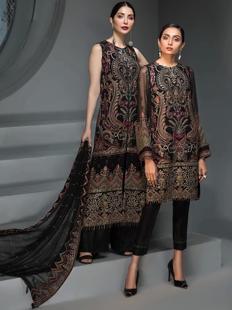 Buy Jazmin | Embroidered Chiffon 3Pc Suit D-07 Reine De Nuit Luxury Collection 2025 Online at Great Price! Available For UK, France & Germany. Baroque dresse from Pakistan & for SALE in the UK, USA, Manchester & London. Book now ready to wear & unstitched. Shop Wedding, festive, summer or winter branded outfits from Lebaasonline 