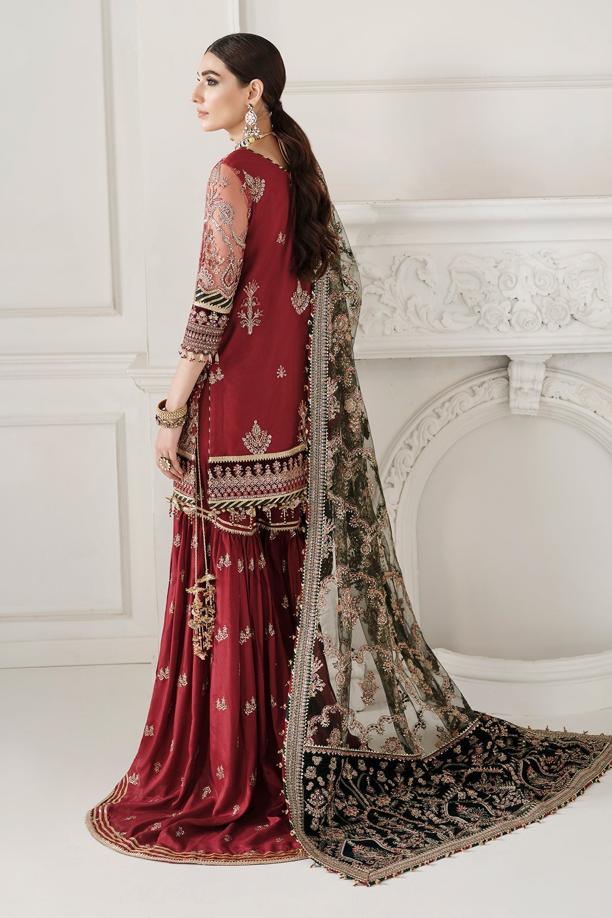 Buy Baroque | Embroidered Net 3Pc Suit CH10-D07 - Collection 2025 Online at Great Price! Available For UK, France & Germany. Baroque dresse from Pakistan & for SALE in the UK, USA, Manchester & London. Book now ready to wear & unstitched. Shop Wedding, festive, summer or winter branded outfits from Lebaasonline 
