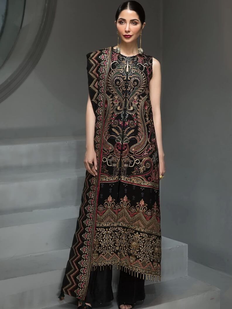 Buy Jazmin | Embroidered Chiffon 3Pc Suit D-07 Reine De Nuit Luxury Collection 2025 Online at Great Price! Available For UK, France & Germany. Baroque dresse from Pakistan & for SALE in the UK, USA, Manchester & London. Book now ready to wear & unstitched. Shop Wedding, festive, summer or winter branded outfits from Lebaasonline 