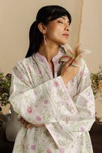 Load image into Gallery viewer, Buy Zaha by KHADIJAH SHAH  Collection 2025 Online at Great Price! Available For Next Day Delivery in UK, France &amp; Germany. Zaha dresses created by Khadija Shah from Pakistan &amp; for SALE in the UK, USA, Manchester &amp; London. Book now ready to wear &amp; unstitched