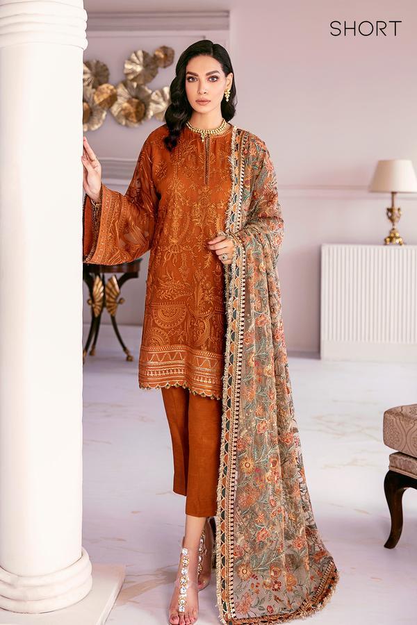 Buy Baroque | Embroidered Chiffon 3 Piece Suit BQ-08 Crystal Sugar - Collection 2025 Online at Great Price! Available For UK, France & Germany. Baroque dresse from Pakistan & for SALE in the UK, USA, Manchester & London. Book now ready to wear & unstitched. Shop Wedding, festive, summer or winter branded outfits from Lebaasonline 
